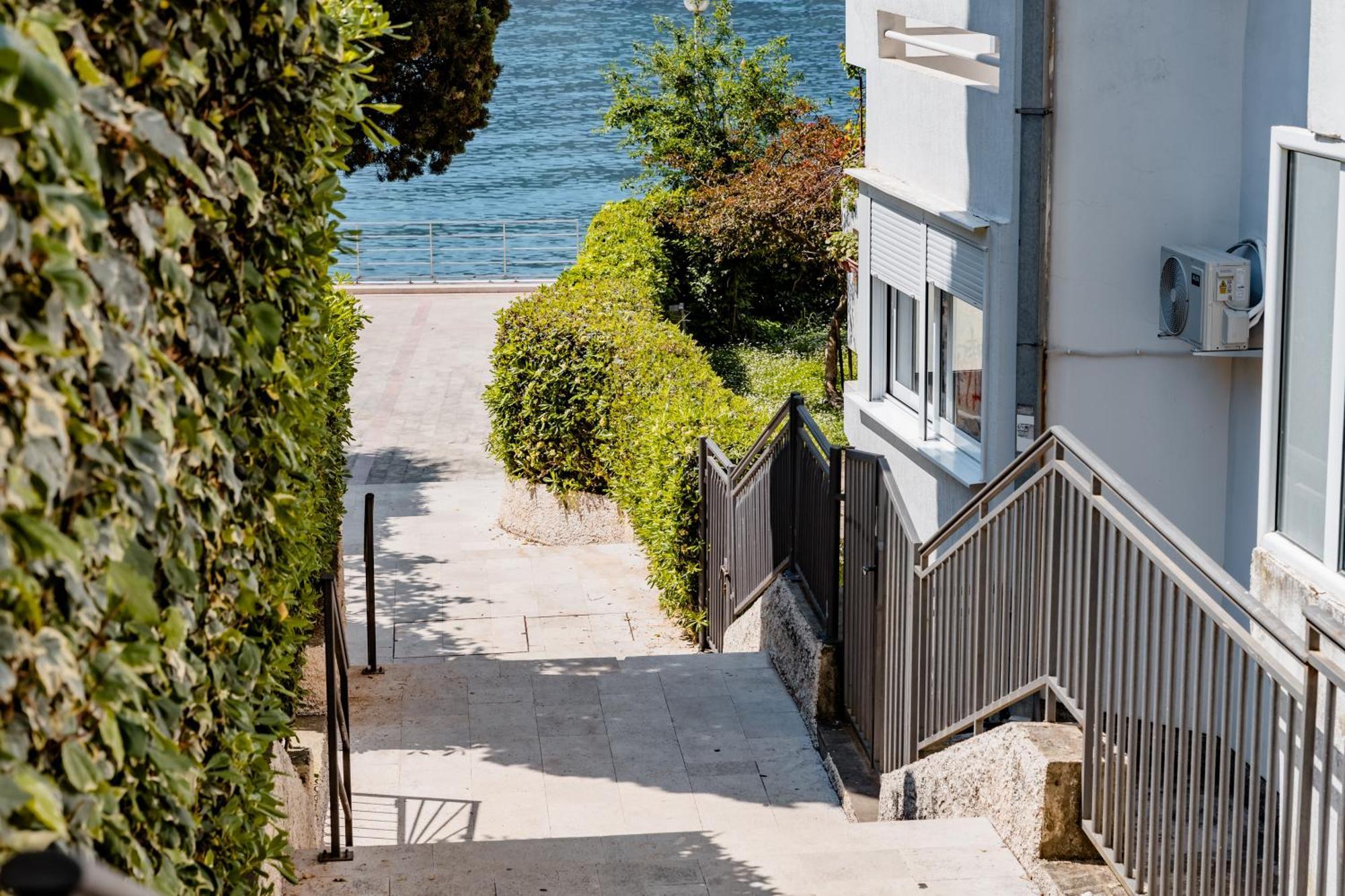 Apartment Dar & Mar Herceg Novi Zewnętrze zdjęcie